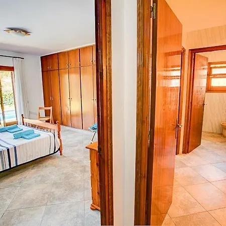 Cadi . Ref. 620 * Tamariu