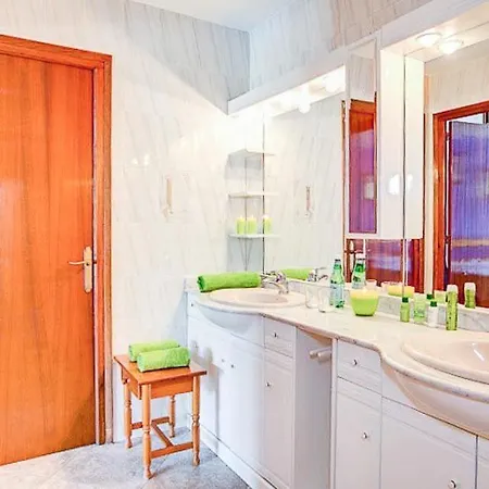 Βίλα Cadi . Ref. 620